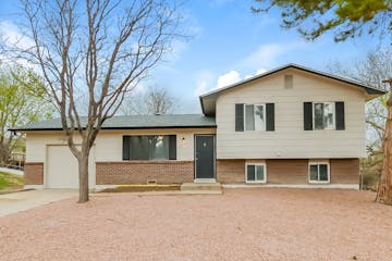 1430 Luna Vista Street Colorado Springs, CO 80911